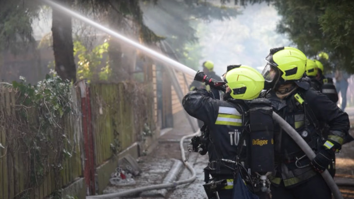 Ma van a tűzoltók napja – videó