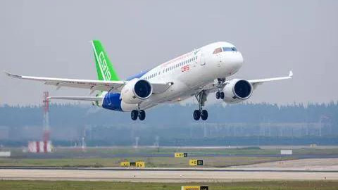 Kínai versenytársat kap a Boeing