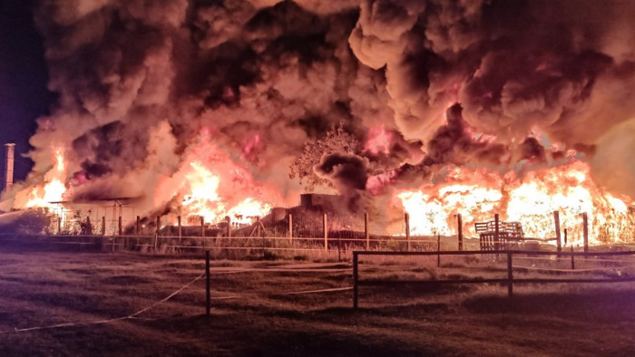 Apokaliptikus fotók: tűz a hulladékkezelőben