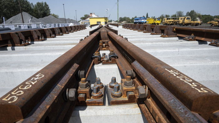 Látványos szakaszába lépett a Budapest-Belgrád vasútvonal építése - képek