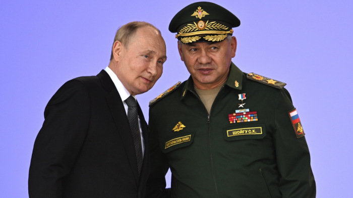 Vlagyimir Putyin meglepő parancsot adhatott az orosz védelmi miniszternek
