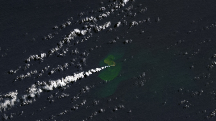 Új szigetet szült egy víz alatti tongai vulkánkitörés, de lehet, hogy hiába