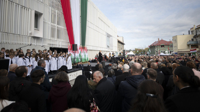 Orbán Viktor vidékre utazik október 23-án