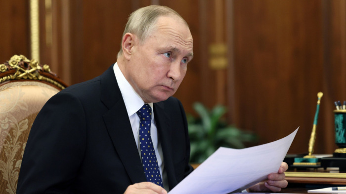 A brit hírszerzés szerint két szörnyű kór is kínozza az orosz elnököt