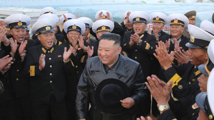 Az oroszok elmentek Észak-Koreába ünnepelni