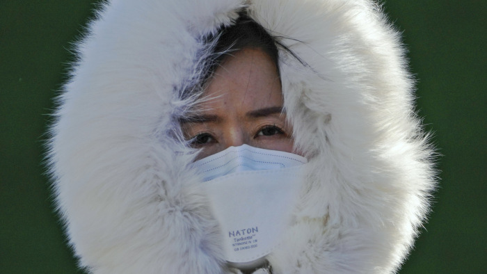 Egymillió kínai halhat bele a koronavírusba a télen