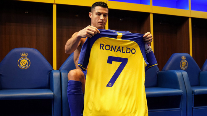 Ronaldo mégsem kap újabb 200 millió eurót