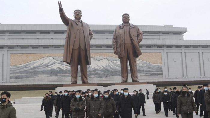 „Légzőszervi megbetegedések” miatt rendeltek el karantént Észak-Koreában