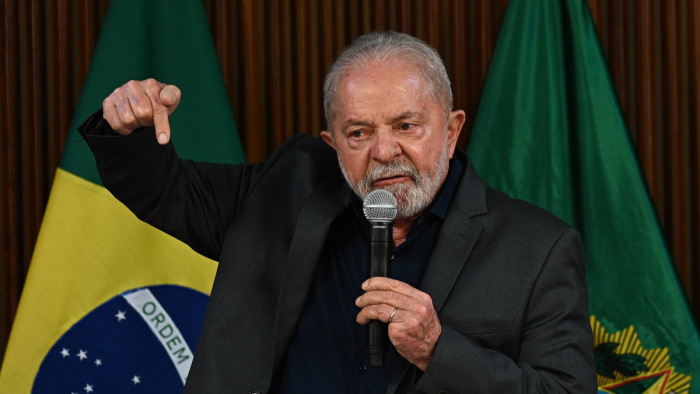 Brazíliában már elnöki puccsvád is elhangzott