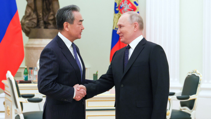 Vlagyimir Putyin: új határokat ér el az orosz-kínai együttműködés