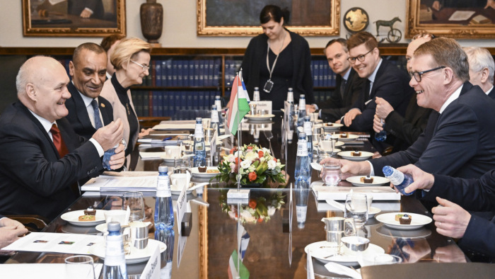 A finn házelnök elégedett a magyar delegációval folytatott tárgyalással