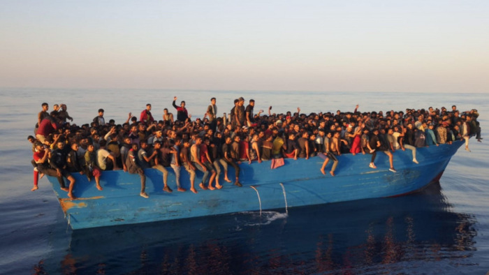 Újabb menekült csapat érte el Olaszországot