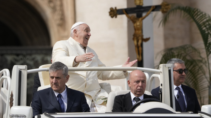 Láthatatlan Krisztusok – Ferenc pápa megnyitotta a nagyhetet