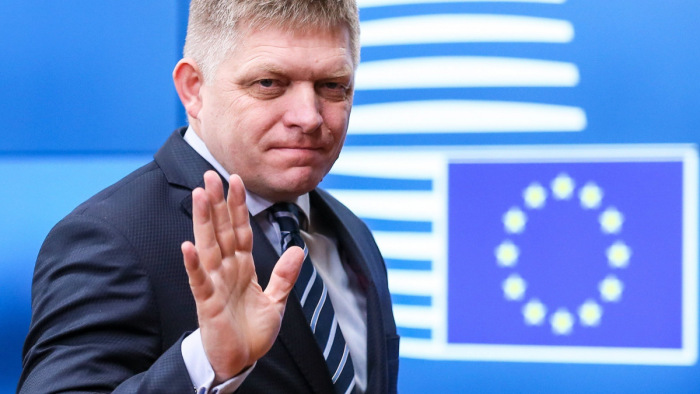 Csattanós válasz Robert Ficónak: uniós eurómilliárdoktól eshet el Szlovákia