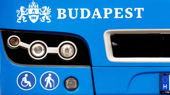 Pestet átszelő buszra is feltehető már a bicikli - apró betűs szabályok