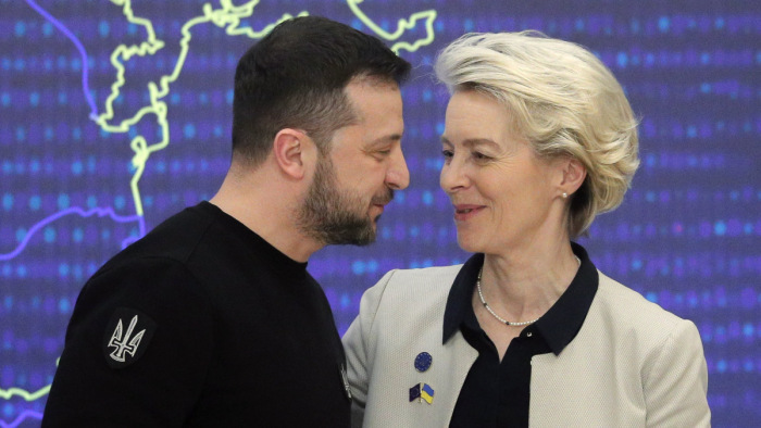 EB-elnök: Ukrajna átléphet az EU-csatlakozás következő fázisába