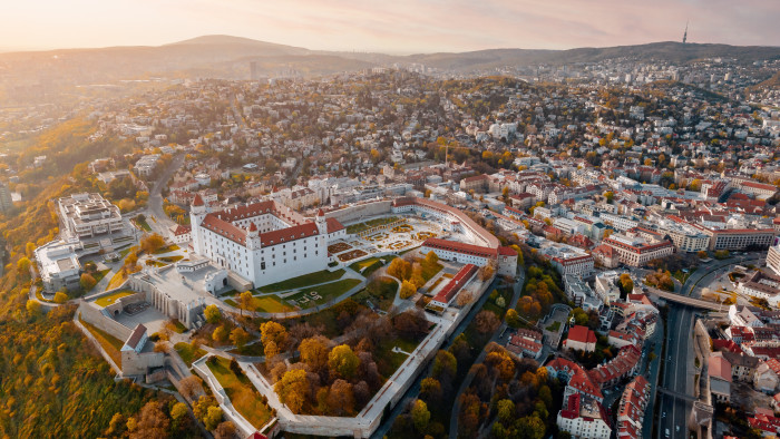 Lezárult a jelöltállítás, ők készülnek a szlovák elnökválasztásra