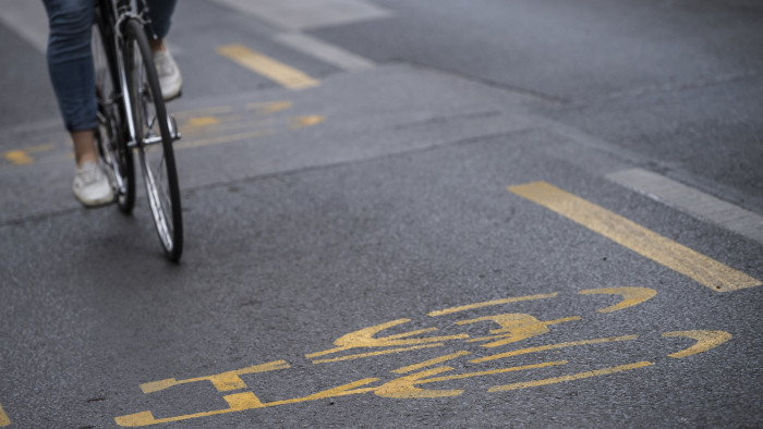Átalakul a fővárosi kerékpáros közlekedés, még több bicikliutat hoznak létre