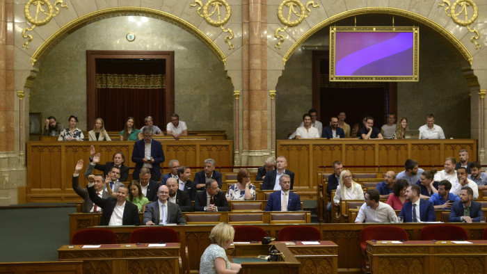 Már három ellenzéki államfőjelöltet javasoltak az ellenzéki pártok