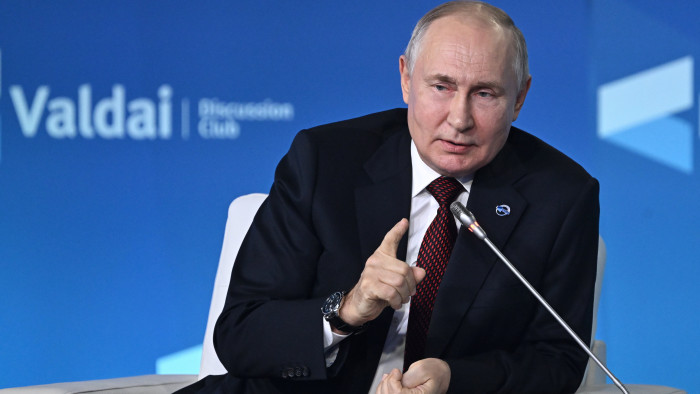 Vlagyimir Putyin bejelentése megnyugtatja híveit