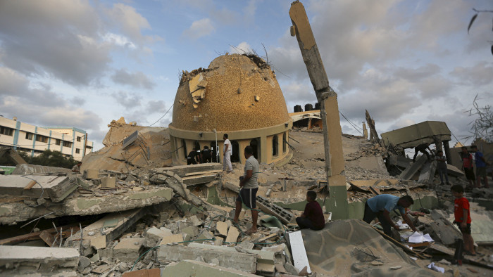 A Hamász bejelentette a légicsapásokban csütörtökön elhunyt túszok számát
