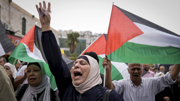 Német államérdek: vita a palesztinok segélyezéséről