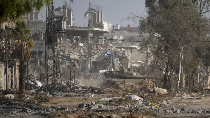 Izrael hosszú háborúra készül, amelynek még nem látni a végét