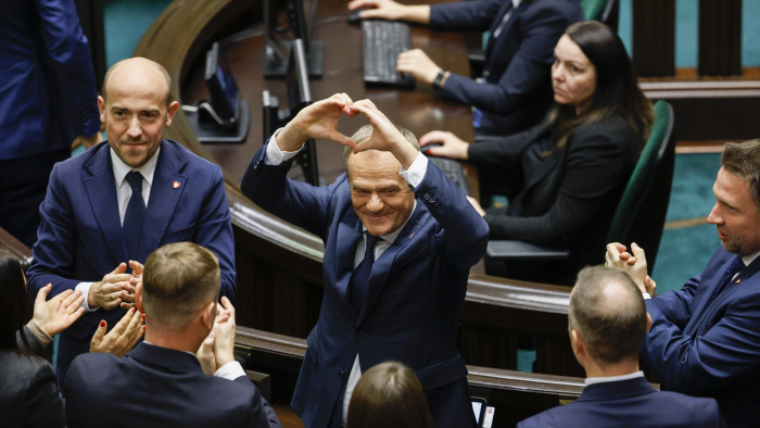 Mitrovits Miklós: az uniós pénzek besöprése az új lengyel kormány fő programpontja