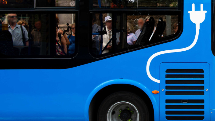 Újfajta buszok jönnek Budapest útjaira
