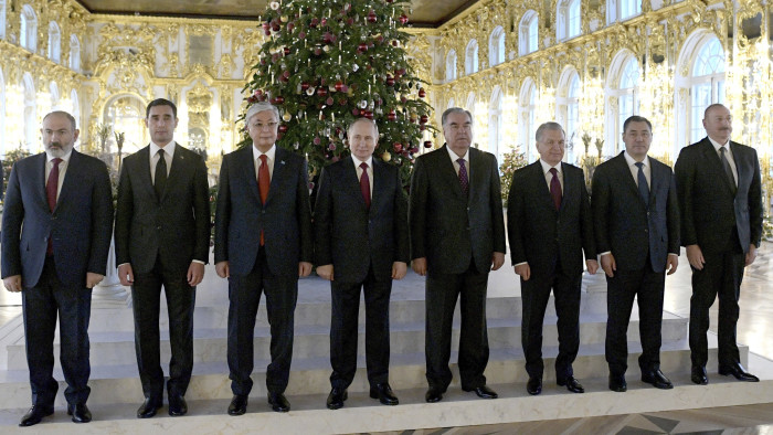 Vlagyimir Putyin látogatókat fogadott