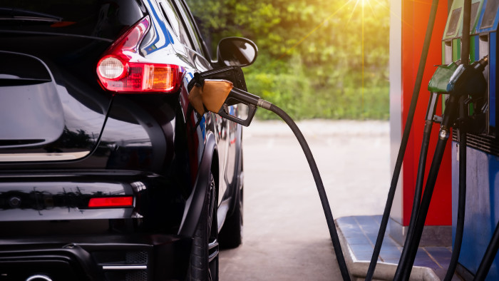 A héten még olcsóbb lehet az üzemanyag a kutakon – mondja a szakértő