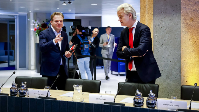 Megfeneklettek a holland koalíciós tárgyalások