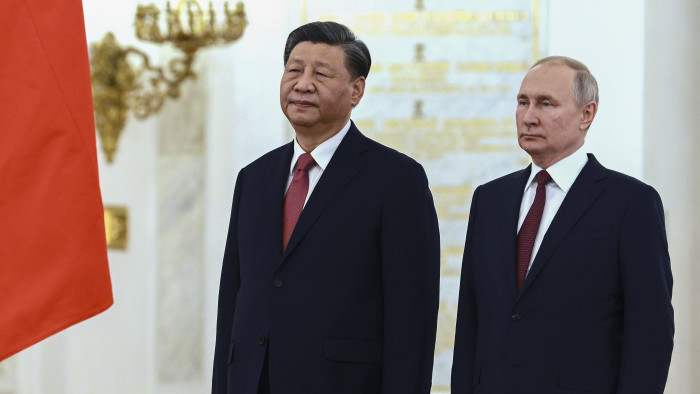 Hszi Csin-ping gratulált Vlagyimir Putyinnak