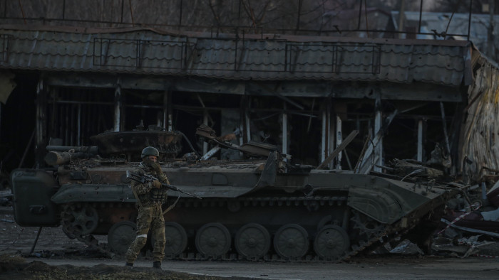 Bajban az ukránok, kíméletlen harcok folynak Avgyijivkáért