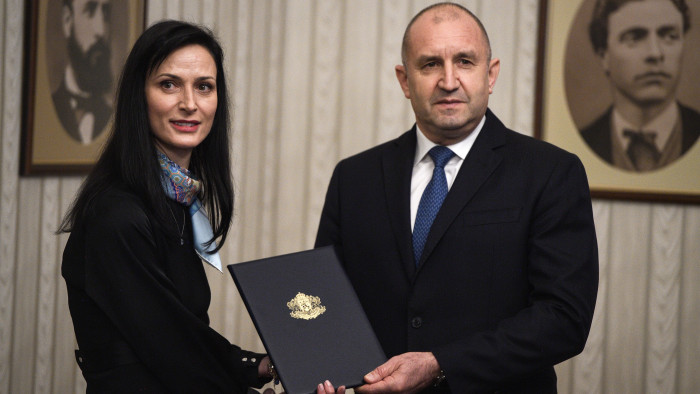 Az eddigi külügyminiszter alakít kormányt Bulgáriában