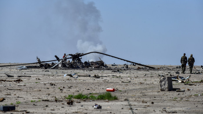 Oroszországban csaptak le az ukránok, kulcsfontosságú légibázist lőttek
