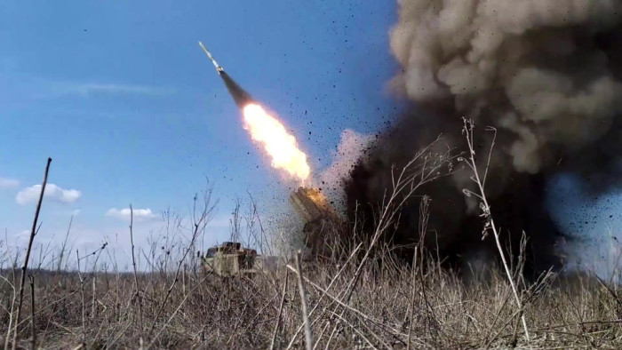 Ukrán erőműveket támadtak az oroszok, miközben Lavrov a biztonsági garanciákról beszélt