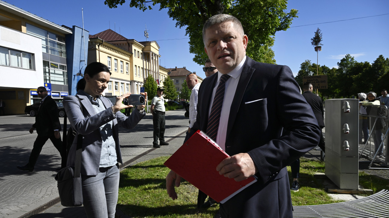 Mesterséges kómában tartják a szlovák miniszterelnököt