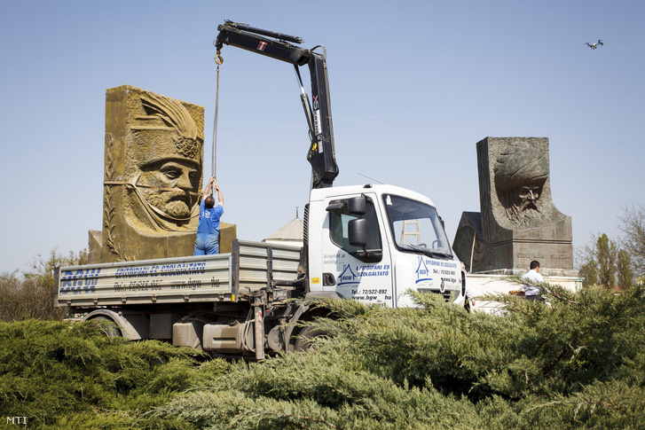 Mit keres Zrínyi Miklós Törökországban?