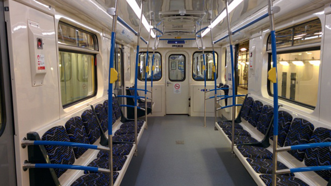 Délután már utazhat a felújított metrókocsiban