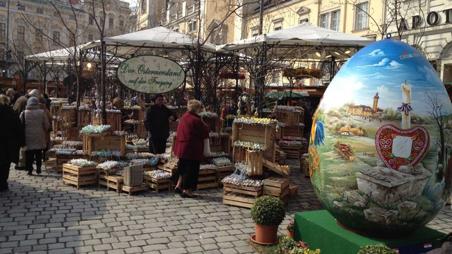 Fürjtojás és strucctojás, ínyencségek és koncertek - Így húsvétolnak Bécsben