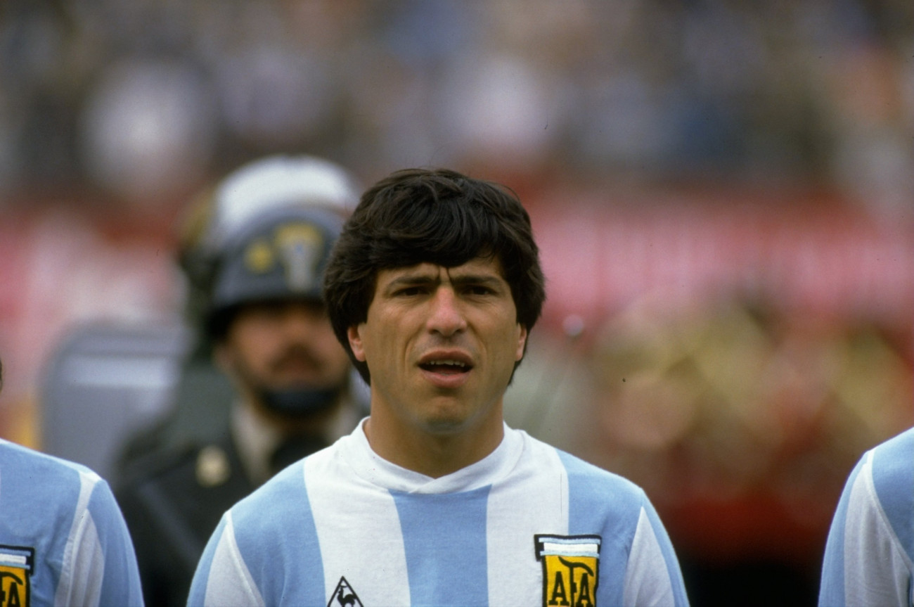 1993:  Portrait of Daniel Passarella of Argentina before the World Cup qualifying match against Peru in Peru. Peru won the match 1-0. \ Mandatory Credit: David  Cannon/Allsport