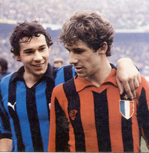 Giuseppe és Franco Baresi az Inter, illetve a Milan mezében