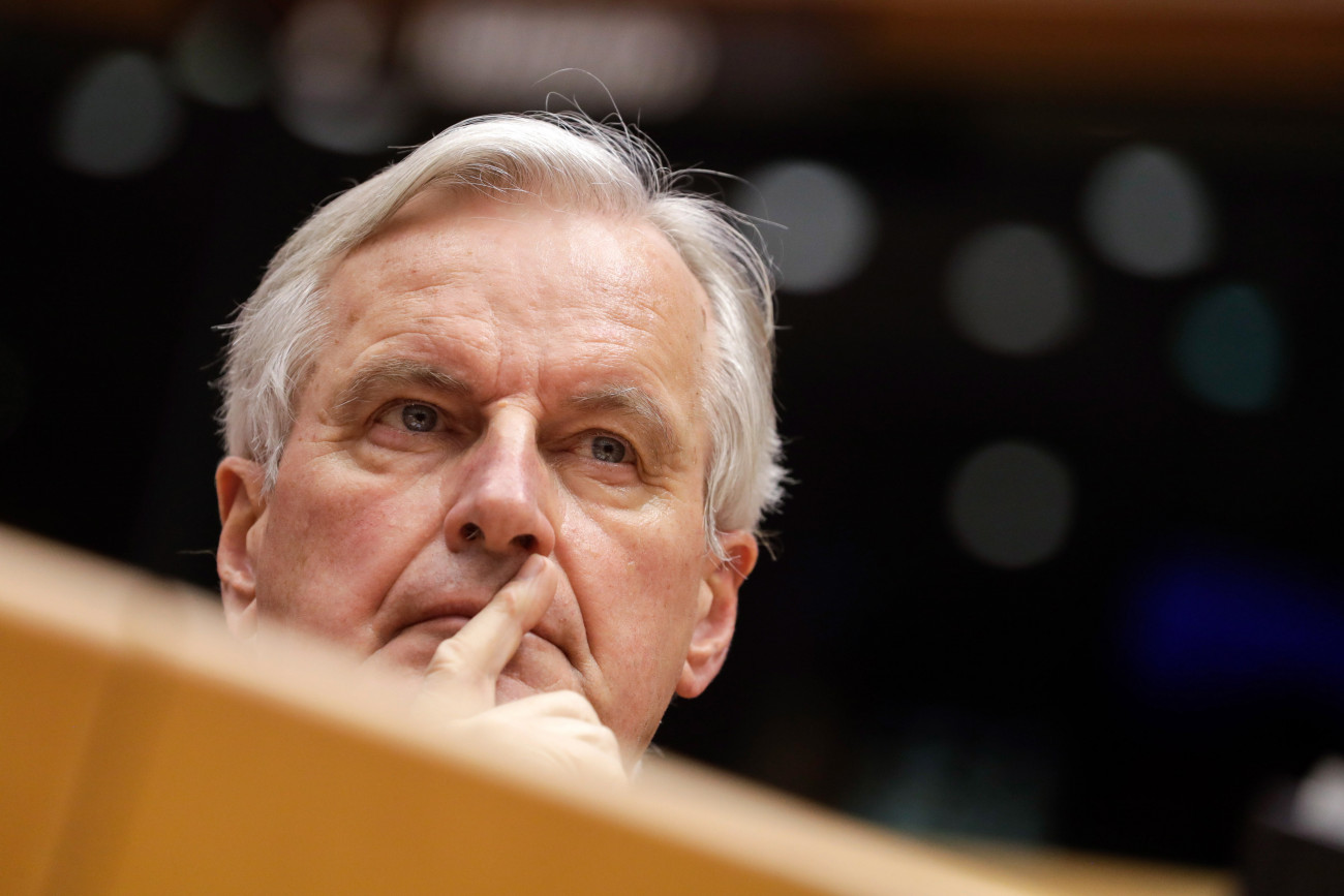 Michel Barnier, az Európai Bizottságnak az Európai Unióból történő brit kiválás ügyében felelős főtárgyalója az Európai Parlament büsszeli plenáris ülésén 2019. április 3-án. Az ülésen többek között a brit EU-tagság megszűnésének legújabb fejleményeiről tárgyaltak.
MTI/EPA/Stephanie Lecocq