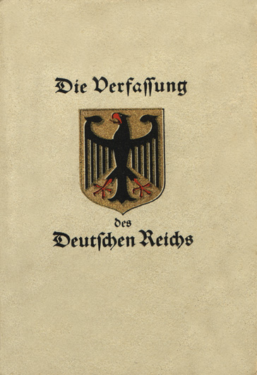 A Weimari Alkotmány könyv formában (Wikipédia/JonRoma)