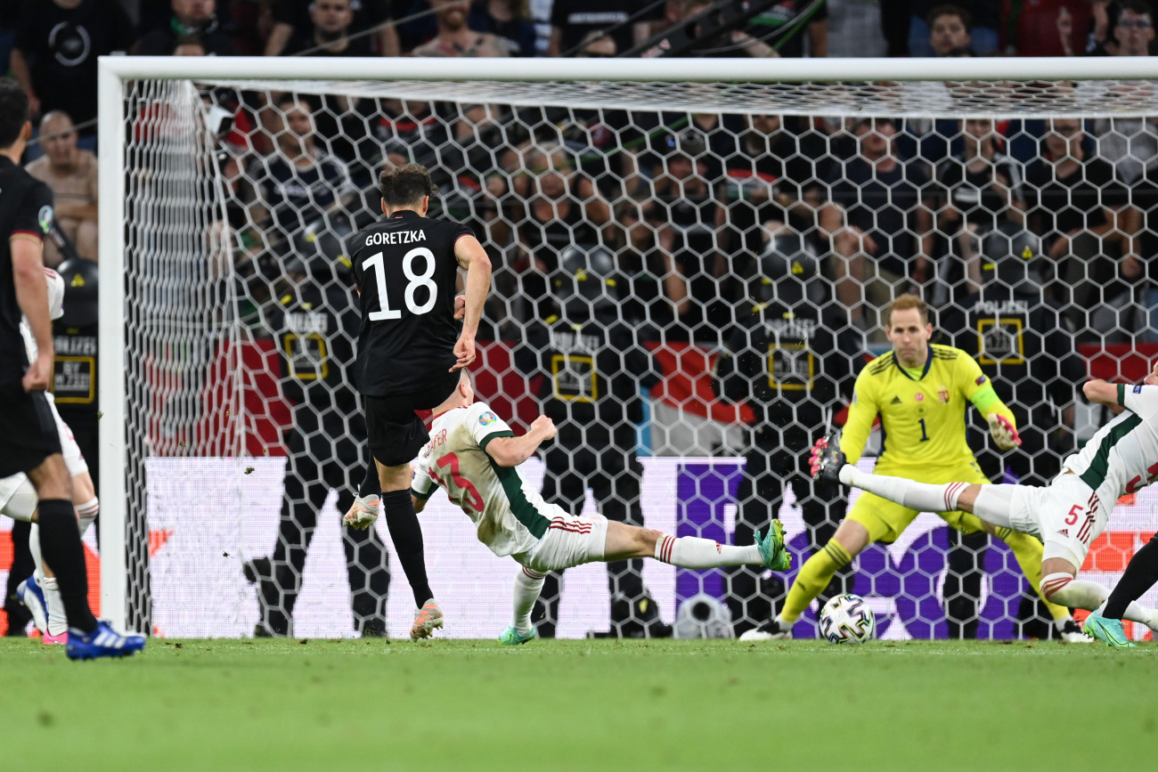 MUNICH, GERMANY - JUNE 23: Leon Goretzka of Germany scores his team's second goal during the UEFA Euro 2020 Championship Group F match between Germany and Hungary at Football Arena Munich on June 23, 2021 in Munich, Germany. (Photo by Markus Gilliar/Getty Images)