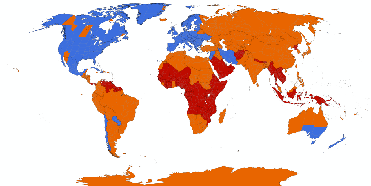 A nyári időszámítás használata a Föld országaiban: jelenleg van (kék) – jelenleg nincs, de korábban volt (narancssárga) – nincs és soha nem is volt (vörös)