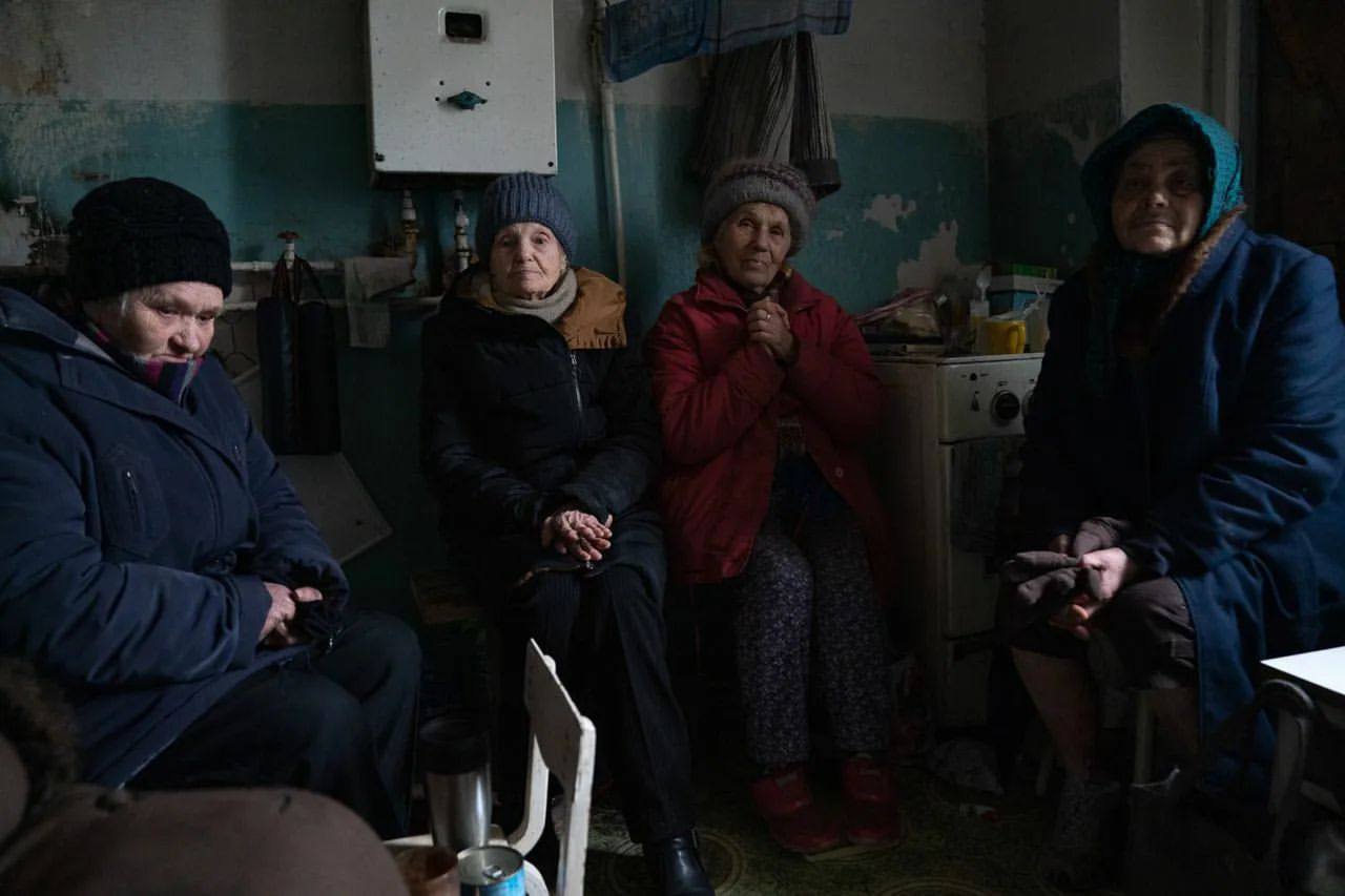 Civilek az ostromlott Bahmutban. Forrás: Twitter/National resistance: Ukraine