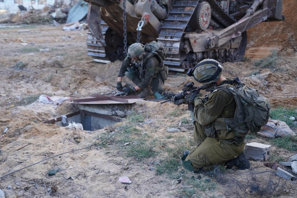 A Hamász egyik alagútjának lejárata, amit egy óvoda közelében találtak meg az izraeliek. Forrás: X / Michael A. Horowitz