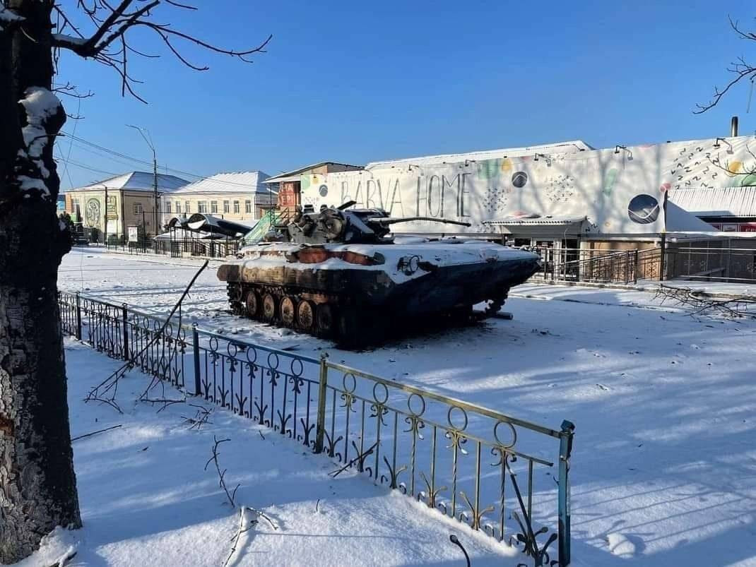 Egy kilőtt BMP-1TS ukrán lövészpáncélos 2022 márciusában a kelet-ukrajnai Volnovahában. Forrás: Telegram / 